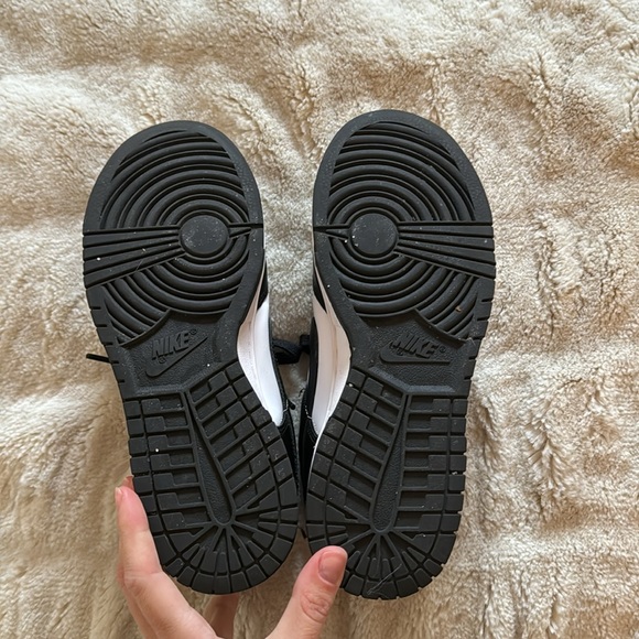 Nike Dunks - Picture 6 of 6